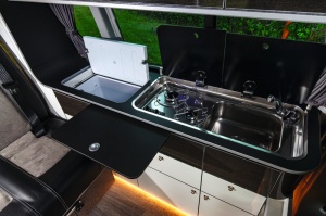 Linie de mobilier TrioLoft ca piesa finita pentru VW T6 - Img 2