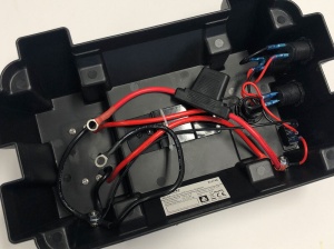 Stație de alimentare Carbest Battery Box cu terminale externe Cutie multifuncțională pentru baterii cu terminale externe, USB, priză de 12V, conectori Anderson și voltmetru pentru baterie - Img 6