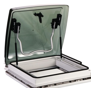 Trapa Carbest de acoperis cu incuietoare de noapte 40x40 cm