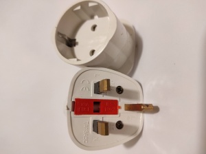 Adaptor Priza UK, 13 A, 230 V, Alb Rulote Anglia UK - Img 2