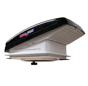 Trapa cu ventilator 12V MaxxFan Deluxe Compact – capac fumuriu – 28×28 cm