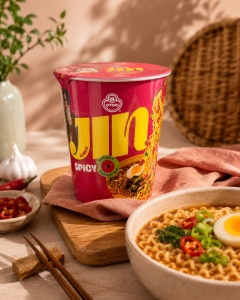 Ramen cupa mica Jin Spicy 65g OTG