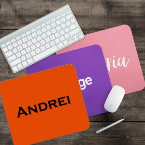 Mouse pad personalizat cu nume si fundal – pad mouse anime 19x27 cm, 3mm, imprimare UV