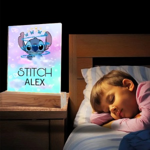 Plachetă LED Personalizată cu Stitch și Nume sau Poză – Cadou Adorabil pentru Copii, Decor Luminos pentru Cameră