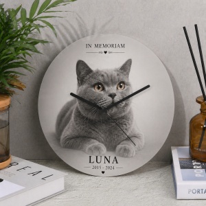 Ceas Aluminiu Personalizat In Memoriam Animal 25 cm – Cu Poză, Nume și Date | Amintire Elegantă pentru Câine sau Pisică