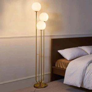 Lampadar Auriu Deris 3 Globuri Albe H1700, 3XG9