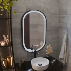 Oglinda LED Senzor Premium Helmut, 50x80 cm, Sistem Dezaburire, Ceas si Temperatura, Rama Negru Brushed Marcello Funghi - Img 6