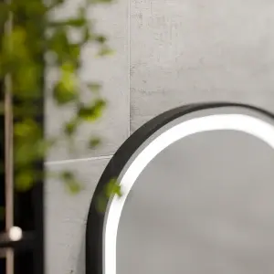 Oglinda LED Senzor Premium Helmut, 50x80 cm, Sistem Dezaburire, Ceas si Temperatura, Rama Negru Brushed Marcello Funghi - Img 3