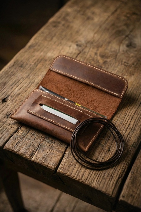 Portofel pentru tutun handmade din piele naturală URBAN BAG The Pouch - Maro - Img 2