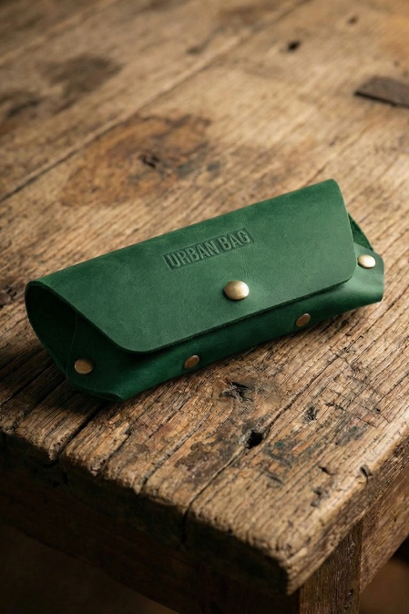 Toc pentru ochelari din piele naturală URBAN BAG The Case - Verde
