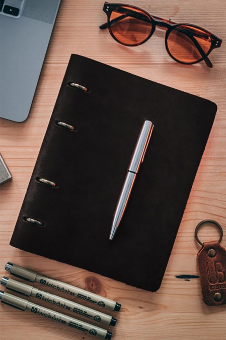 Agendă din piele naturală The Notebook by URBAN BAG dimensiune A5 - Negru