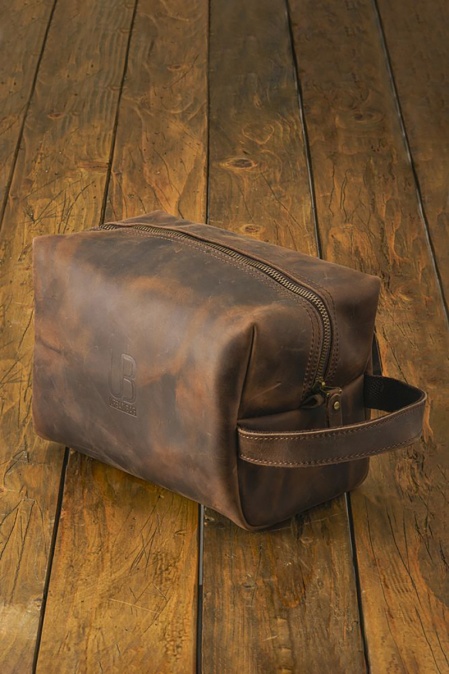 Toiletry bag din piele naturală URBAN BAG Travel XL – Maro