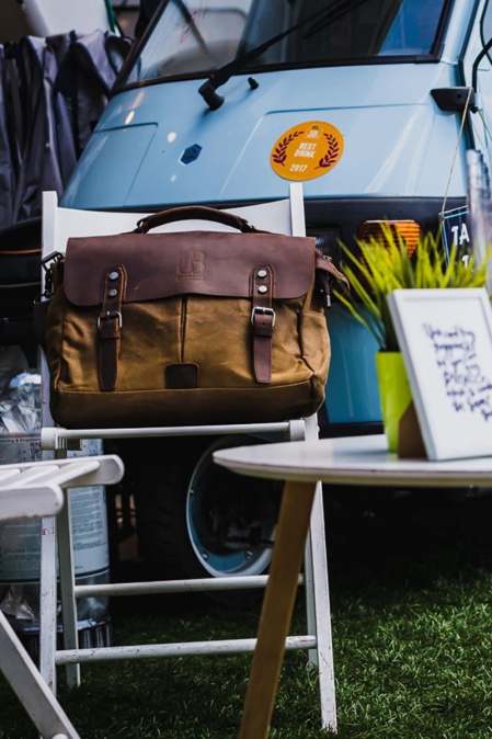 Geantă tip poștaș din piele naturală și material textil cerat URBAN BAG Zvolen – Maro - Img 6