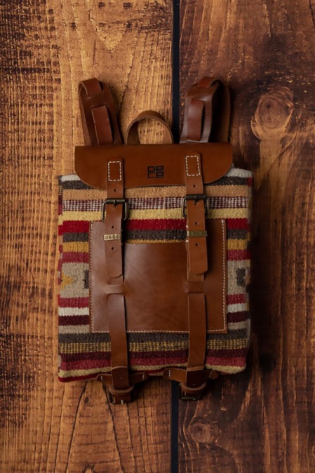 Rucsac handmade din piele naturală și material textil URBAN BAG The Ancuta
