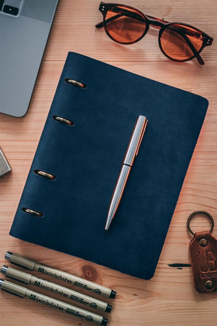 Agendă din piele naturală The Notebook by URBAN BAG dimensiune A5 - Albastru