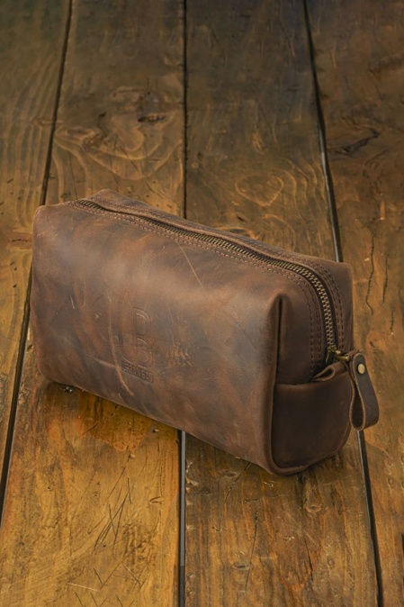 Toiletry bag din piele naturală URBAN BAG Travel M – Maro