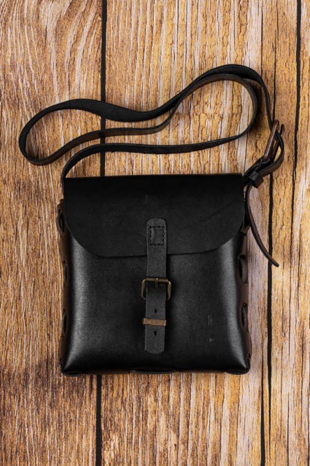 Geantă de umăr handmade din piele naturală URBAN BAG Compact Messenger – Negru