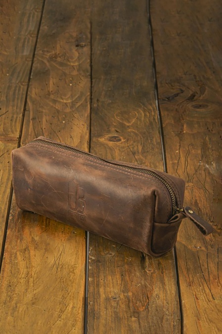 Toiletry bag din piele naturală URBAN BAG Travel S – Maro