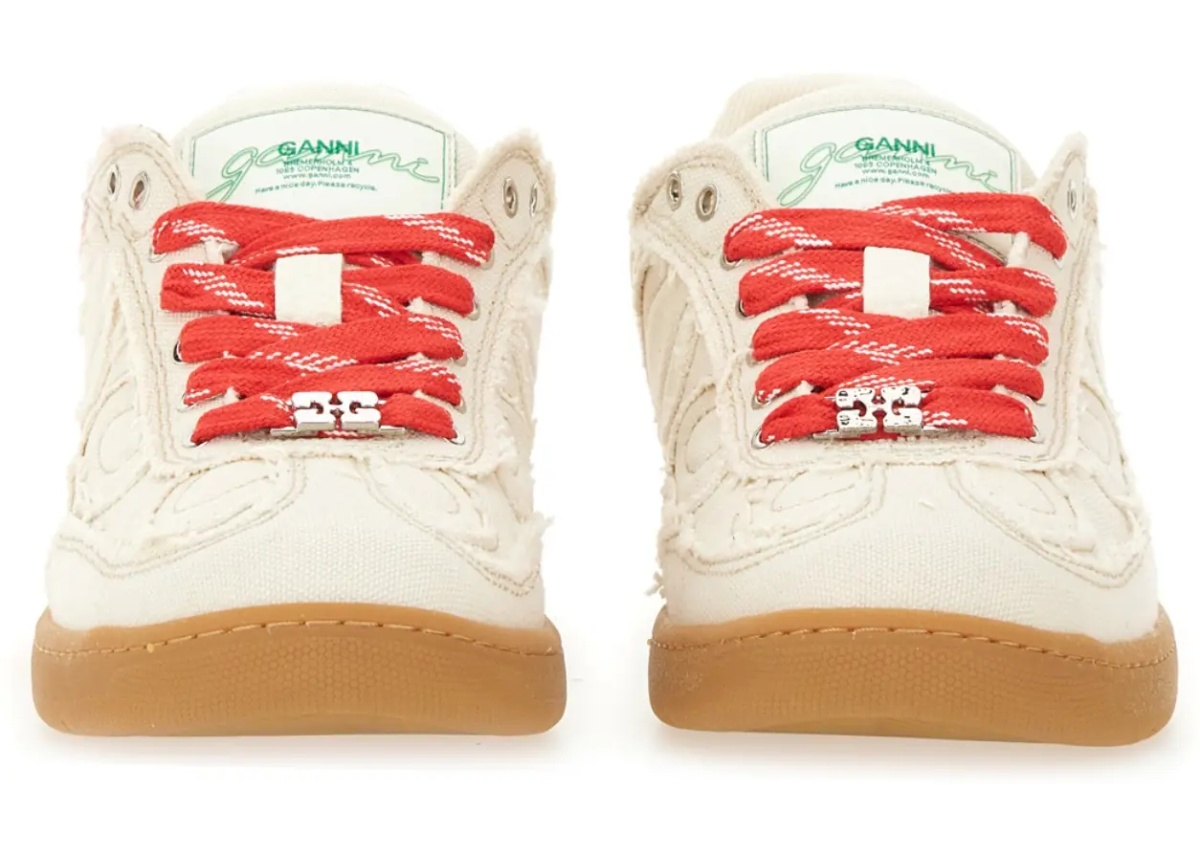 08 Canvas Sneaker - Img 3