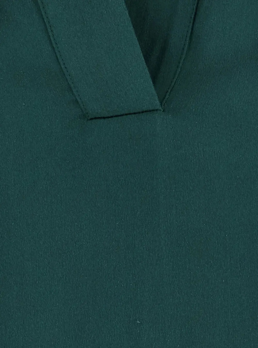 Camasa Green Shirt with wide collar and V-neck in silk for women - Img 3