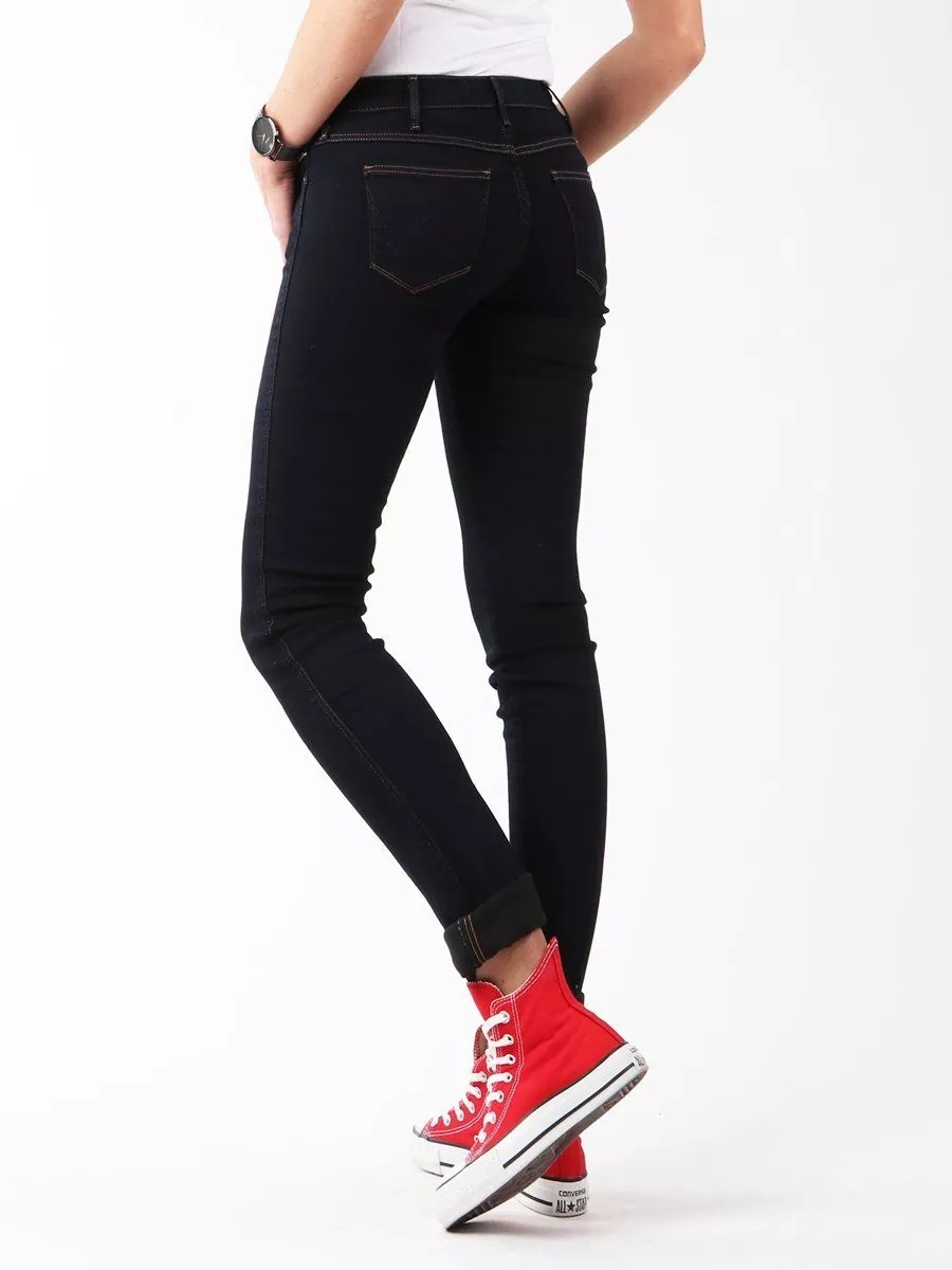 Courtney Skinny - Img 3