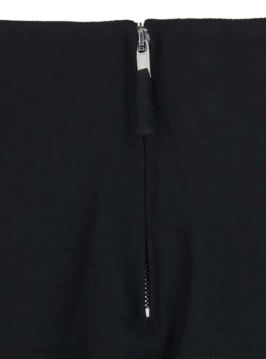 Fusta Black women's Sliced Skirt in tech fabric - Img 3