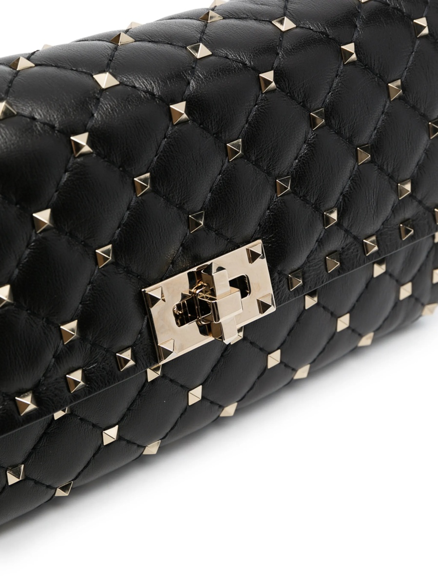 Geanta de umar Valentino Garavani Rockstud Spike neagra din zamak si metal - Img 4