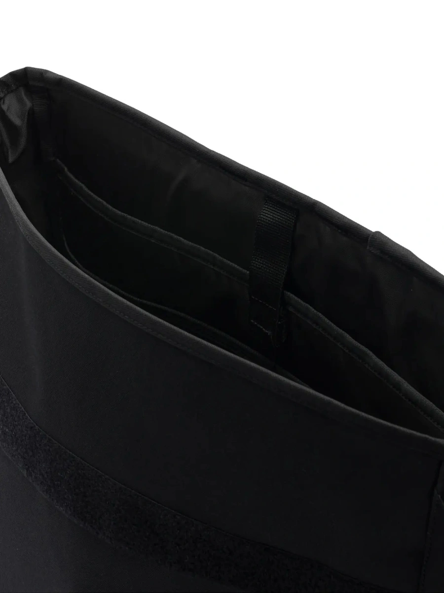 Geanta tip postas Carhartt neagra - Img 5