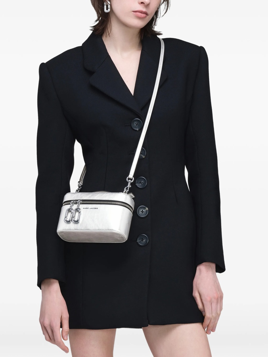 Geanta tip postas Marc Jacobs argintie din piele - Img 3