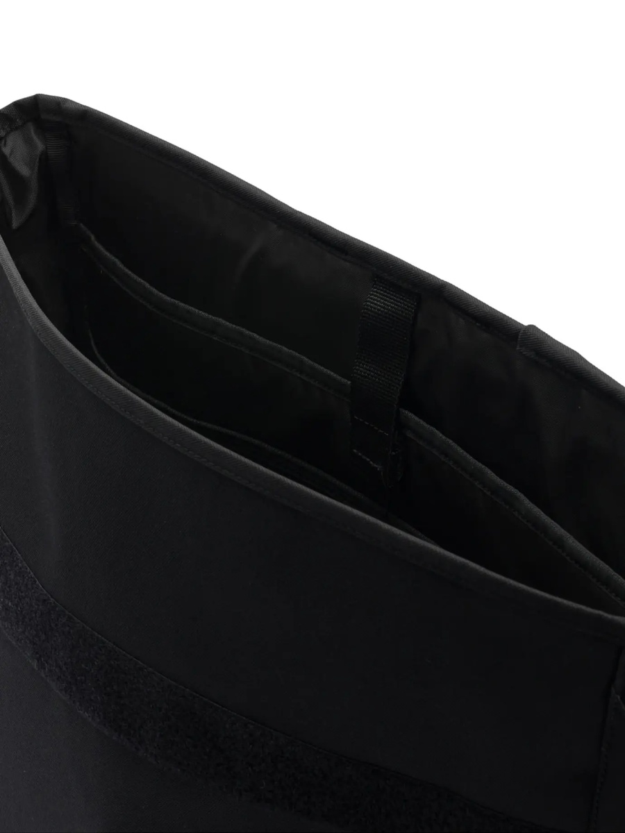 Genti "Jake" Large Crossbody Bag - Img 5