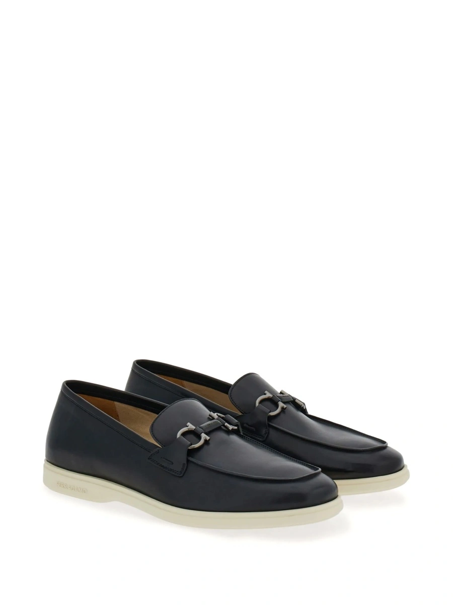 Mocasini Ferragamo gancini negri din piele - Img 2