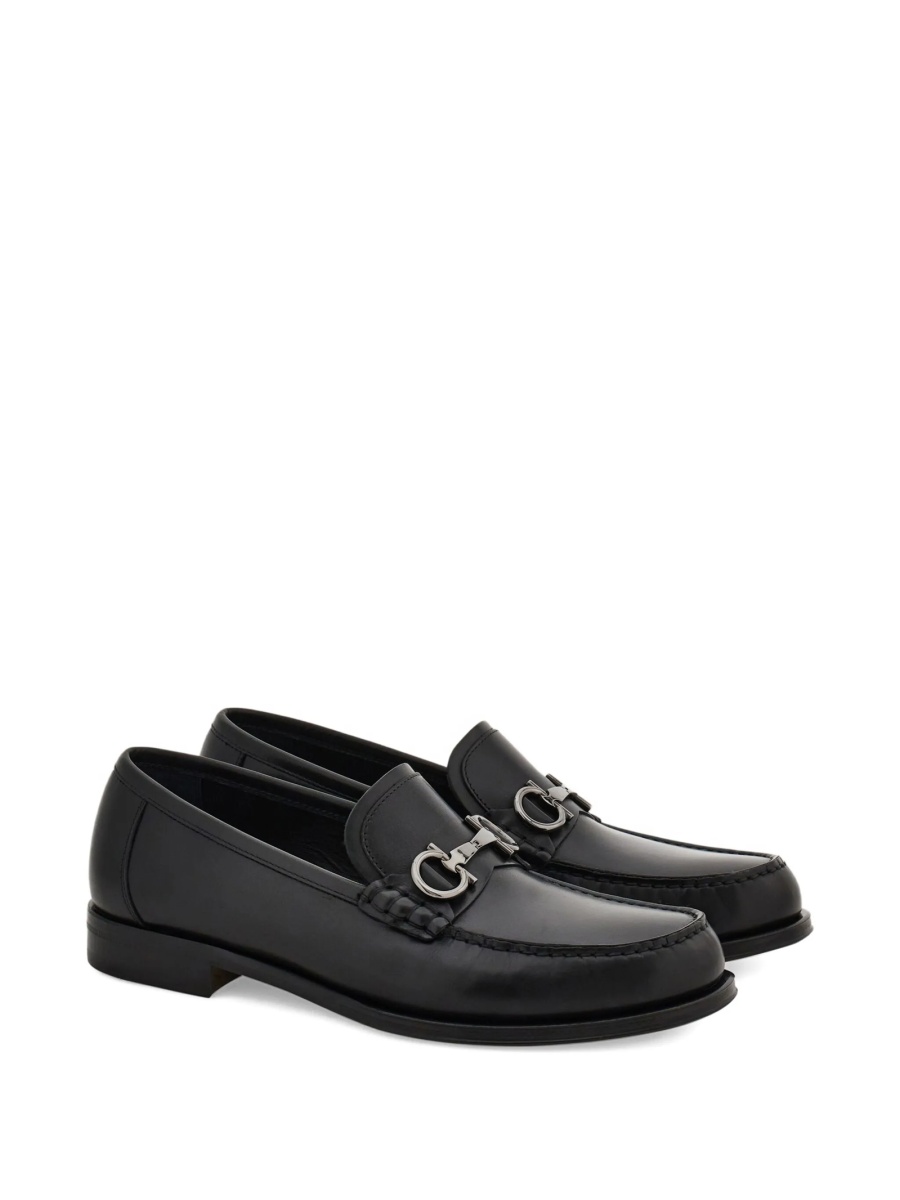 Mocasini Ferragamo gancini negri din piele - Img 2