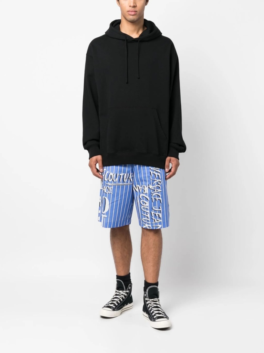 Pantaloni scurti Versace Jeans Couture albastri din bumbac - Img 2