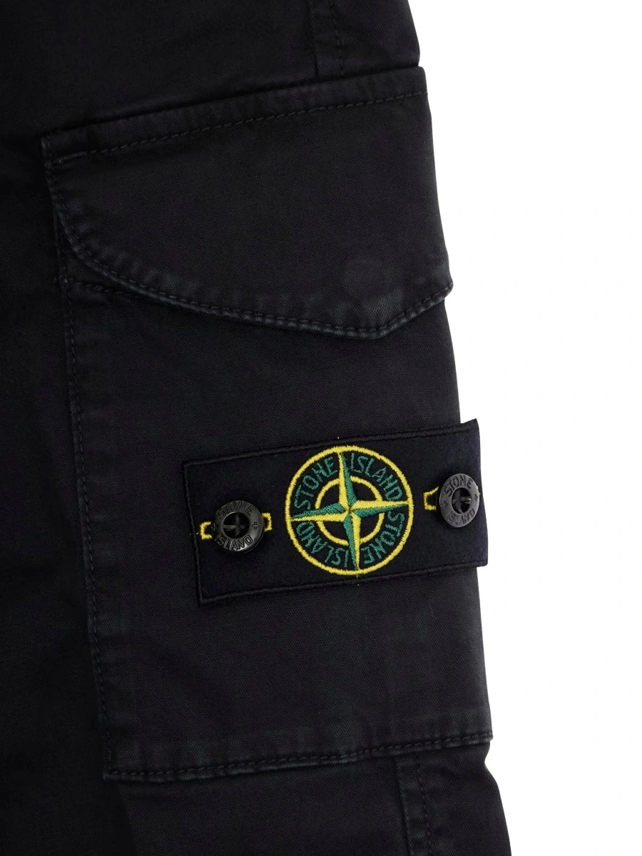 Pantaloni Stone Island negri din bumbac - Img 5