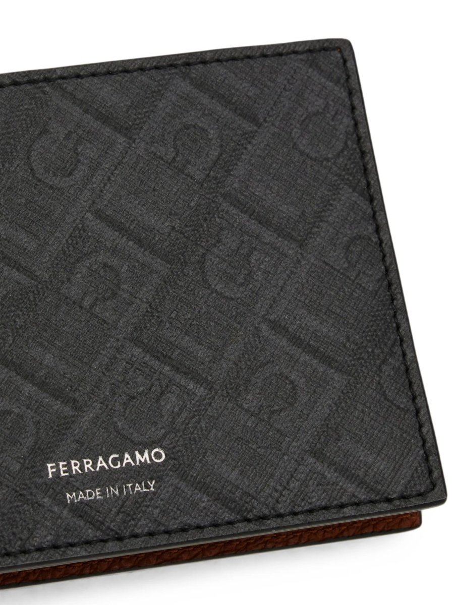 Portofel Ferragamo gri din material textil - Img 4