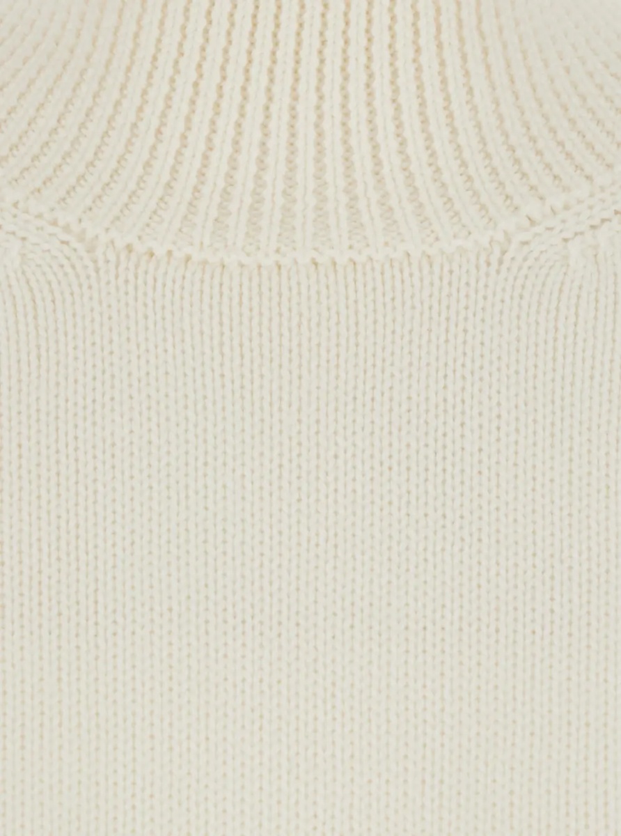 Pulover White Sweater with ribbed design and high collar in virgin wool for women - Img 3