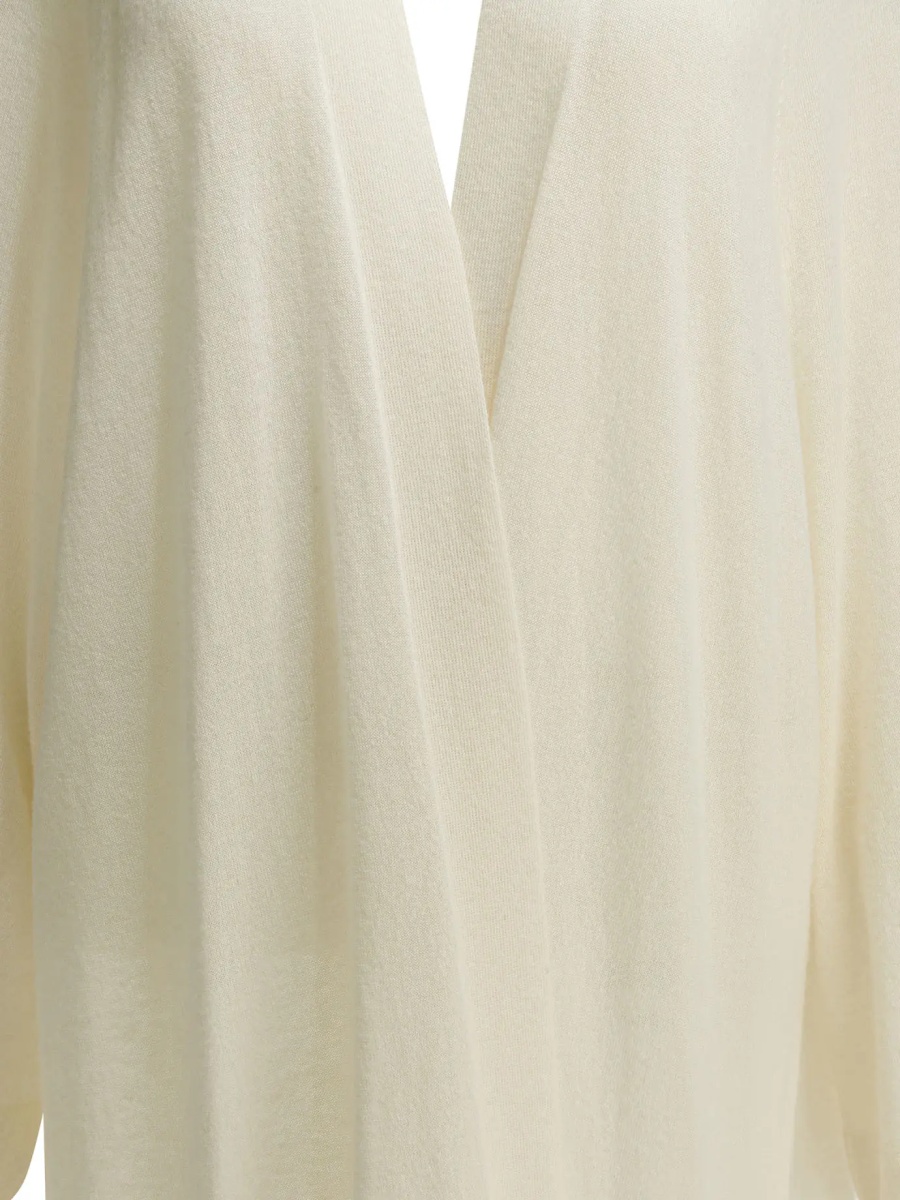 Pulovere Clothing - Img 3