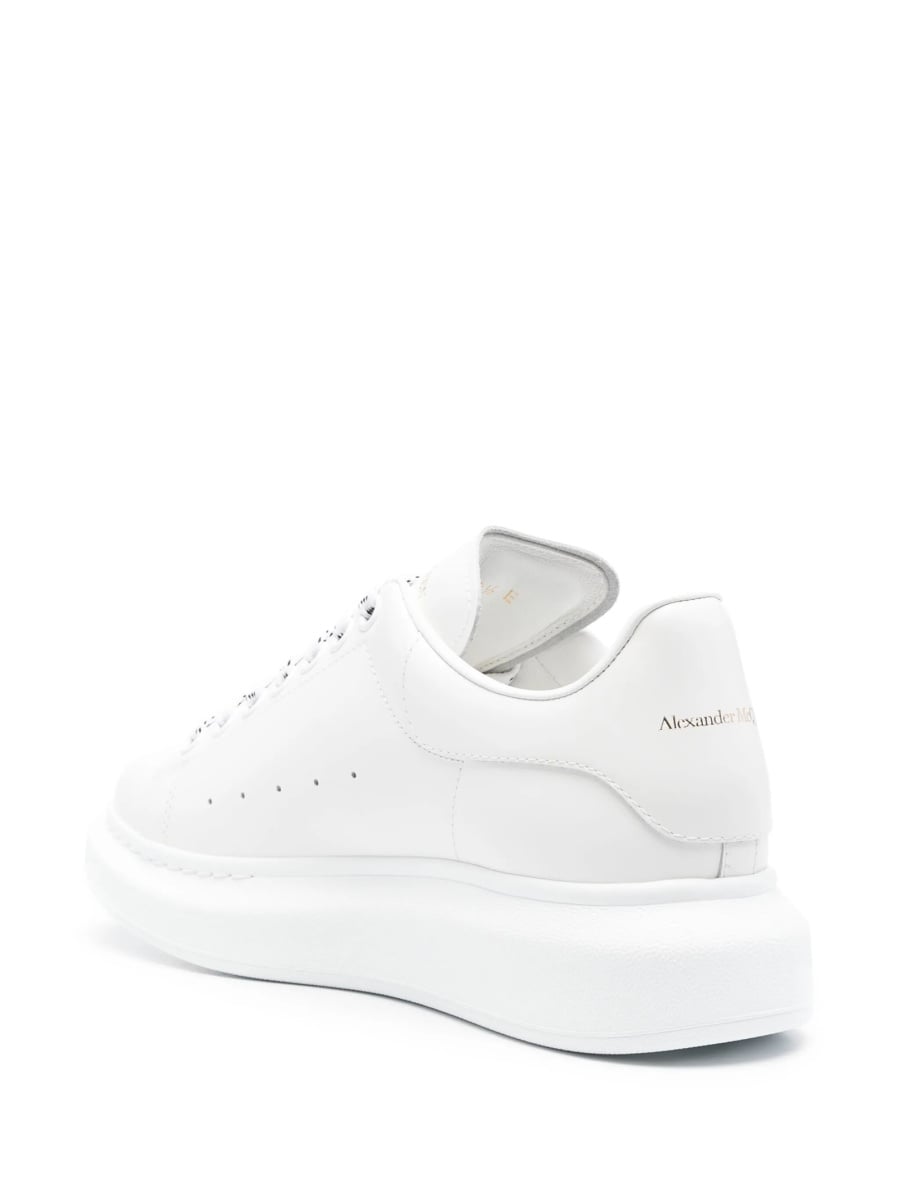 Sneakers Alexander McQueen albi din piele - Img 3