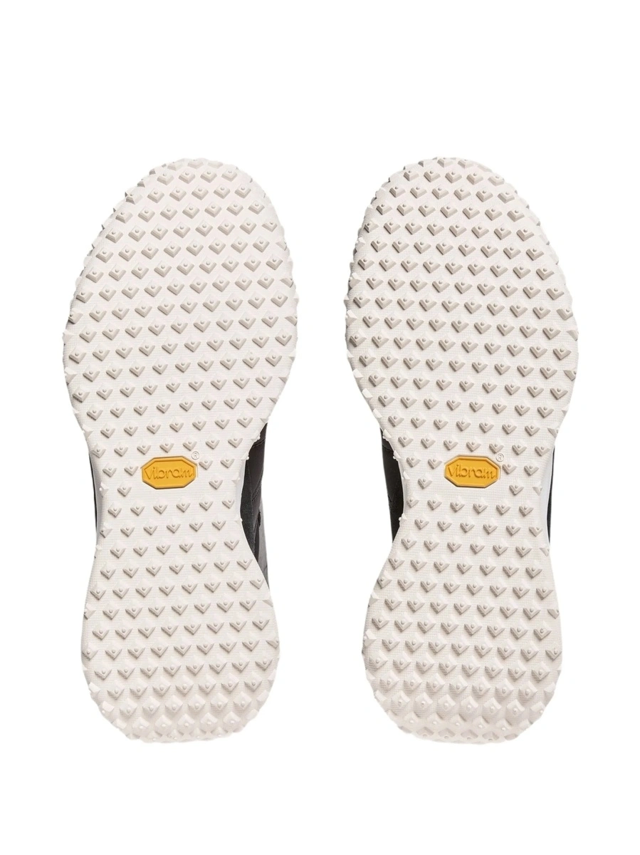 Sneakers Moncler negri din poliamida si piele intoarsa - Img 4