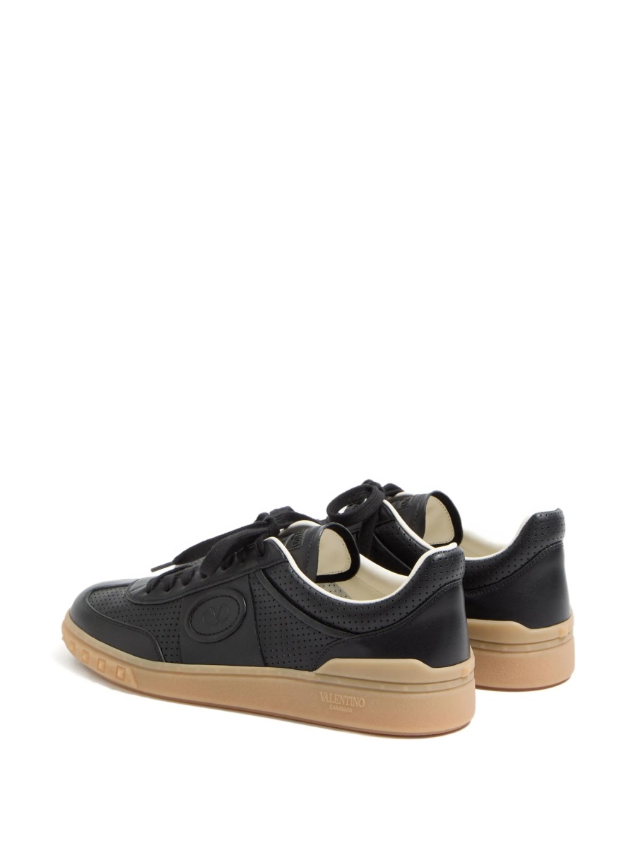 Sneakers Valentino Garavani negri din piele - Img 3