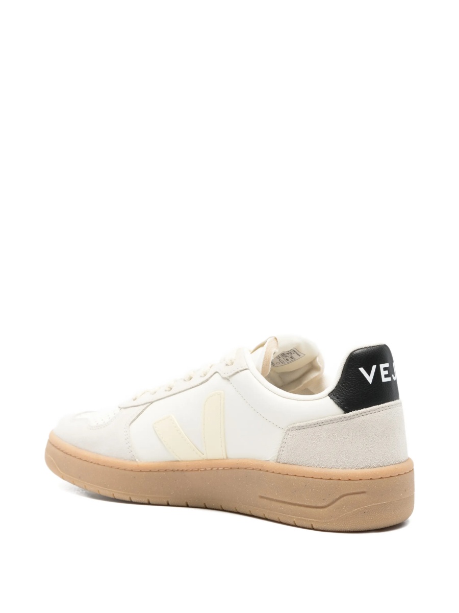 Sneakers VEJA albi din piele si piele intoarsa - Img 3