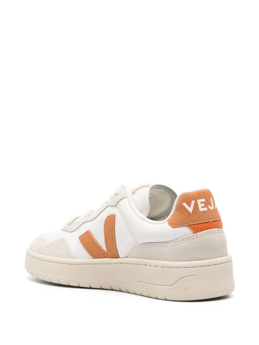 Sneakers VEJA albi din piele - Img 3