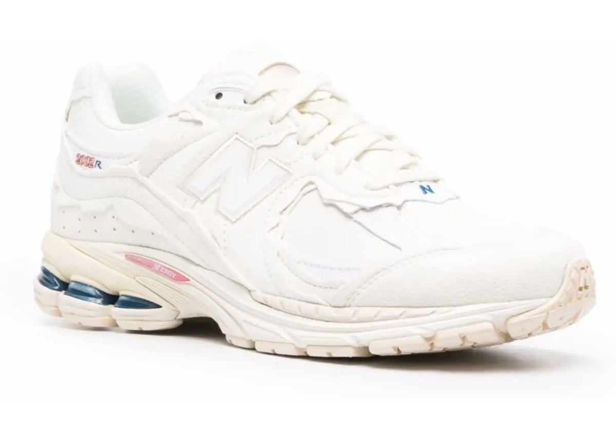 2002R Sneakers - Img 2