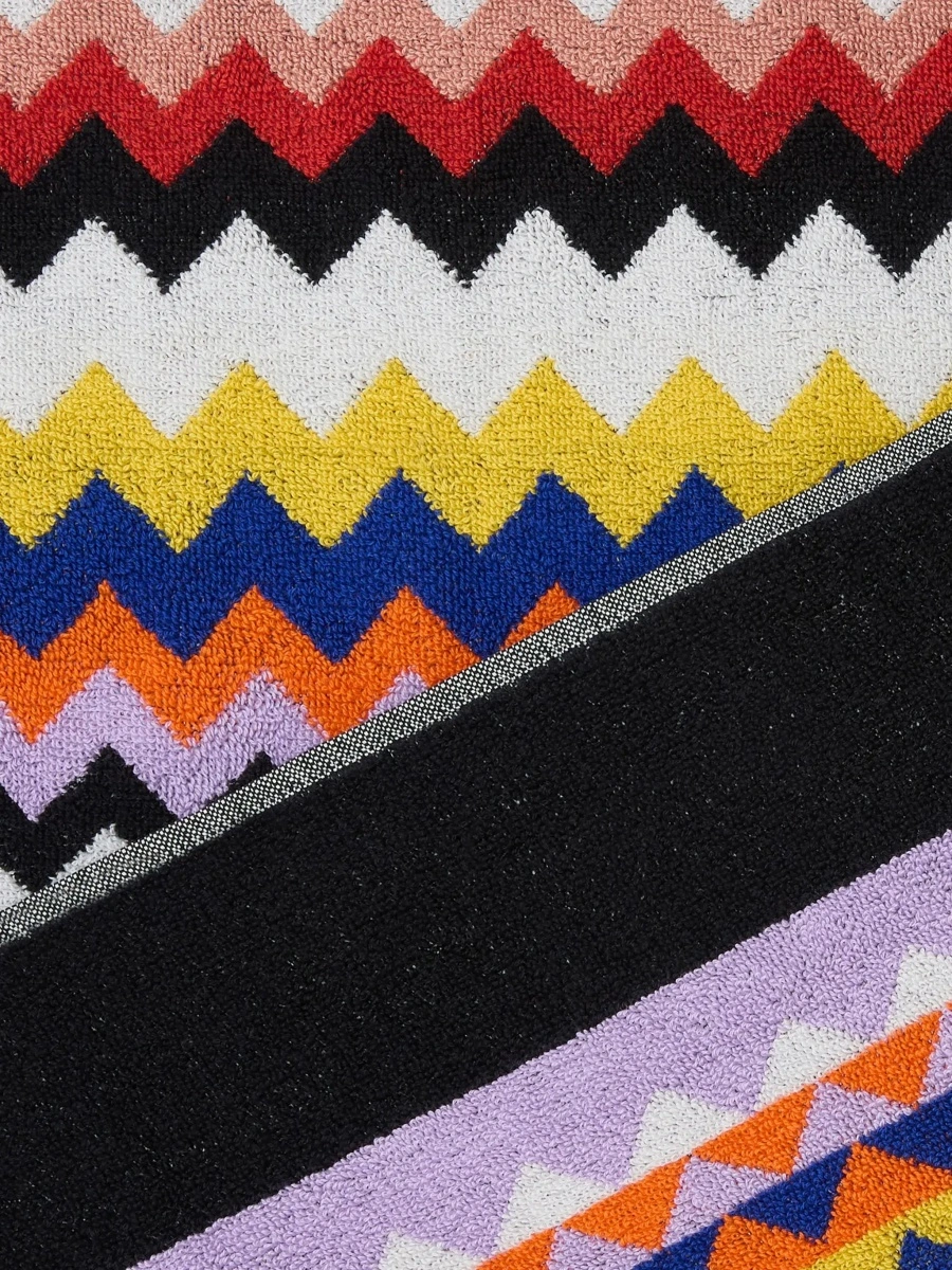Accesorii multicolor Beach towel with all-over zigzag motif in cotton home - Img 6
