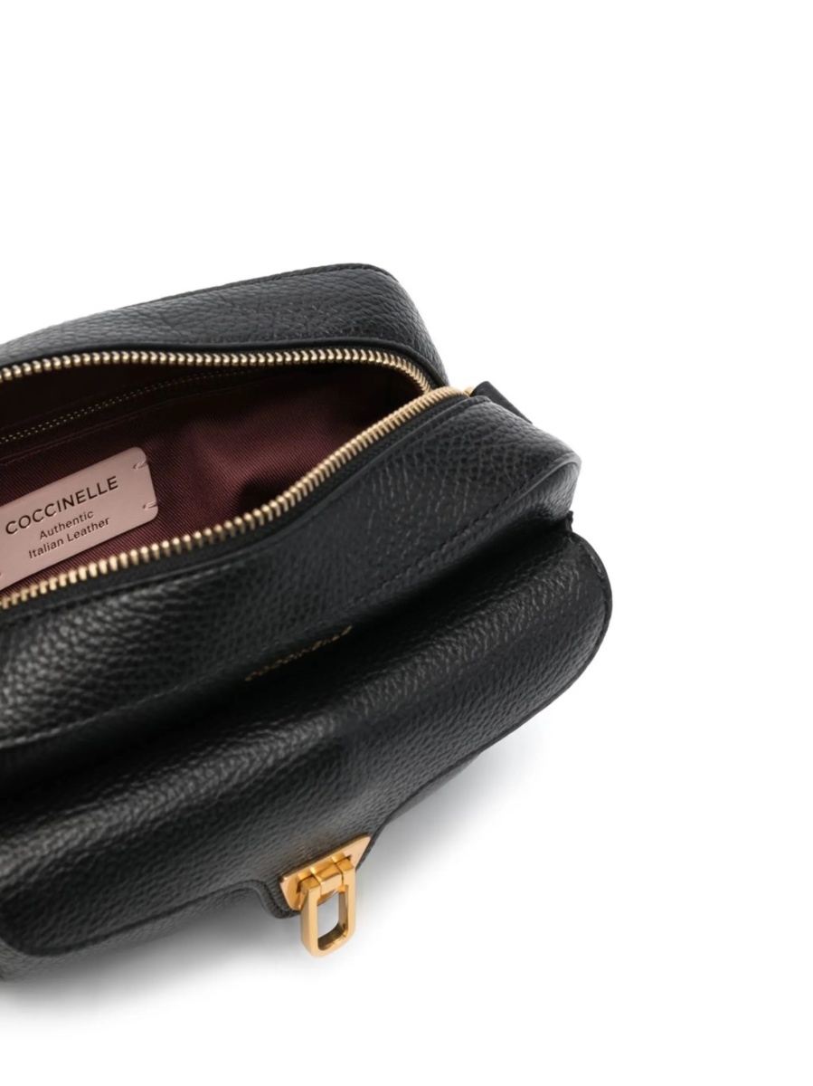 Geanta tip postas Coccinelle neagra din piele - Img 5