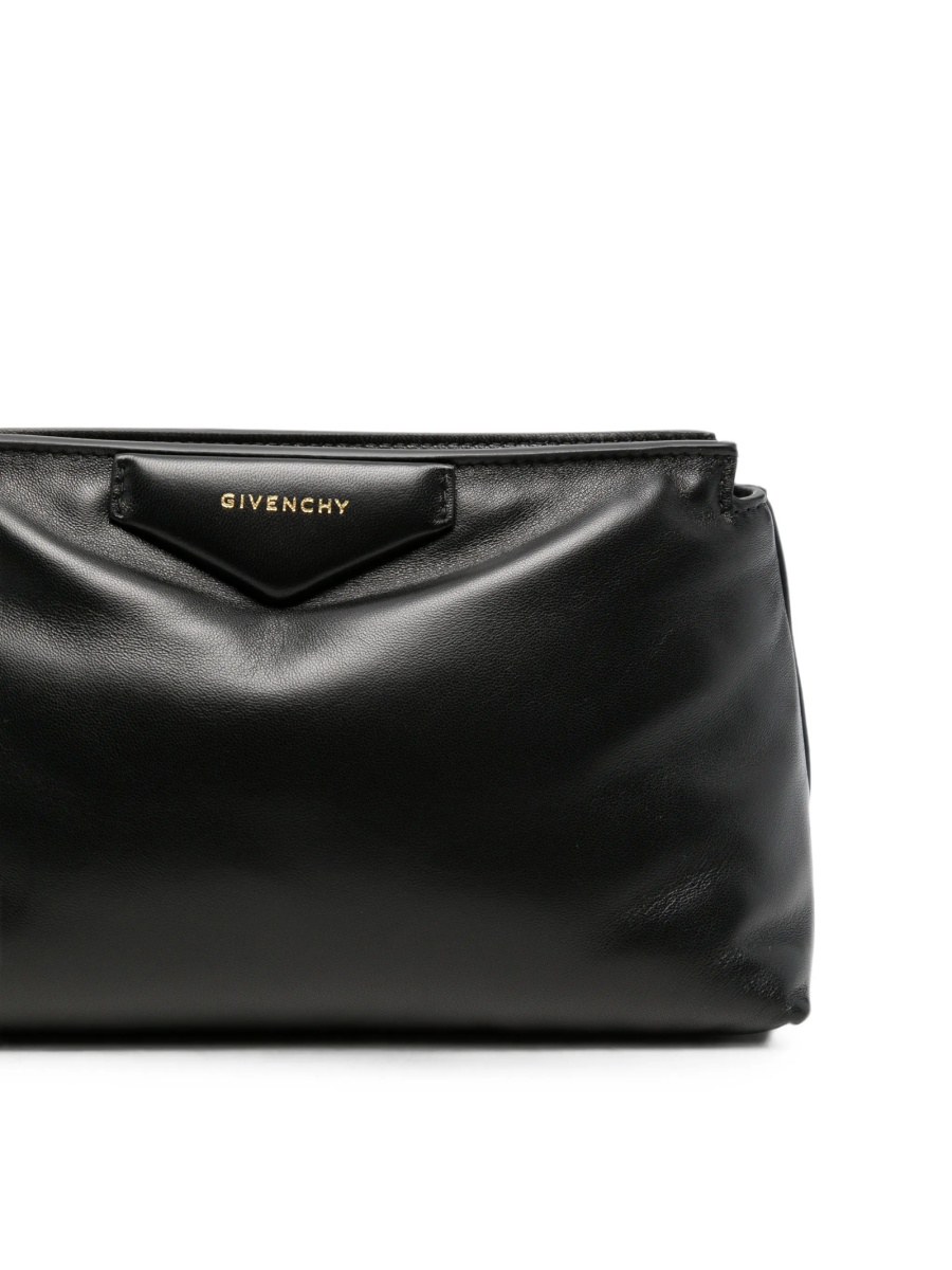 Geanta tip postas Givenchy neagra din piele - Img 4