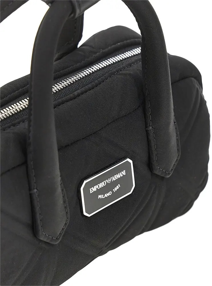 Genti Embossed nylon mini bowling bag - Img 4