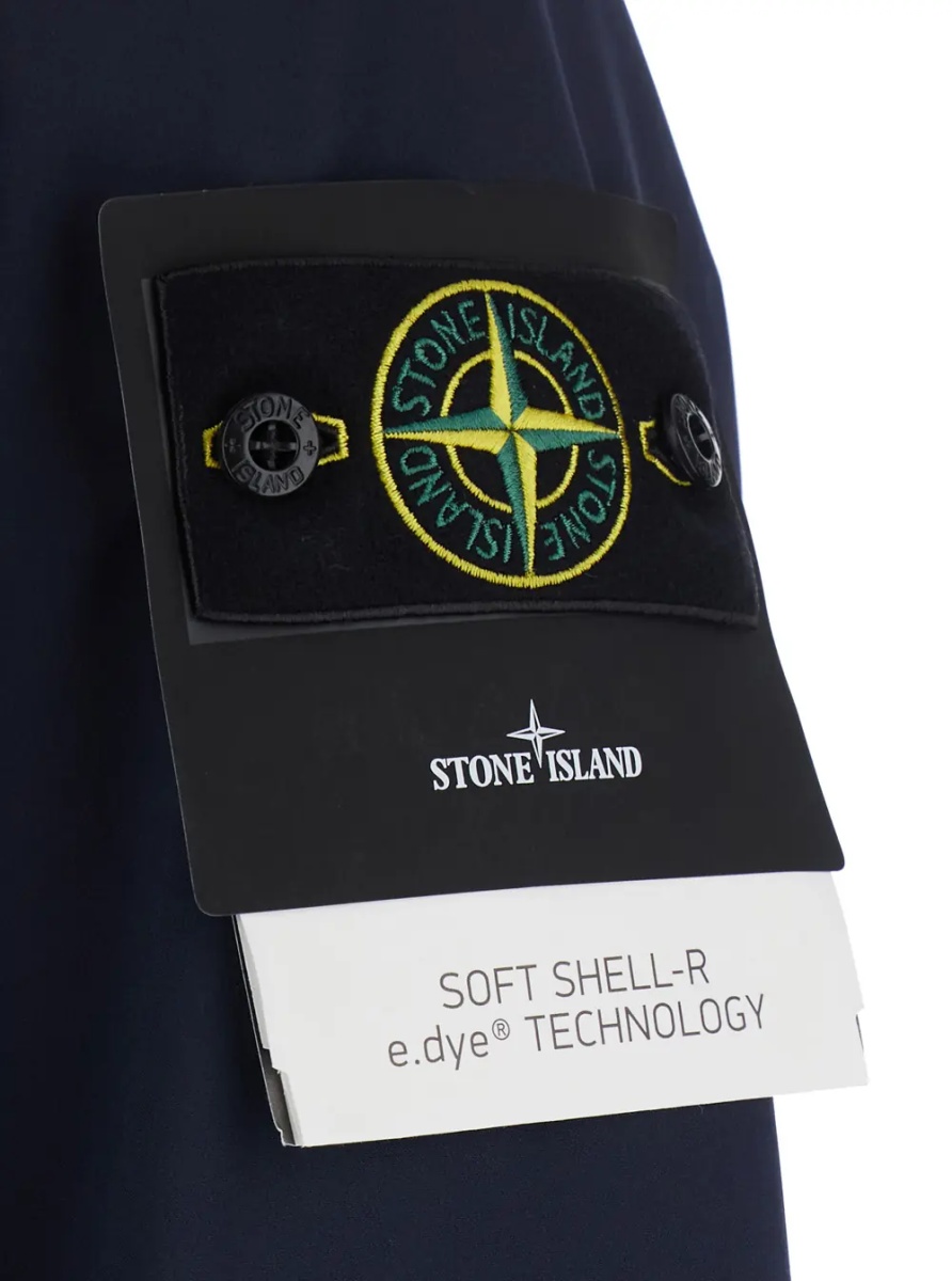 Jacheta Blue Jacket with hood and logo patch on the sleeve in Tech Fabric men - Img 3