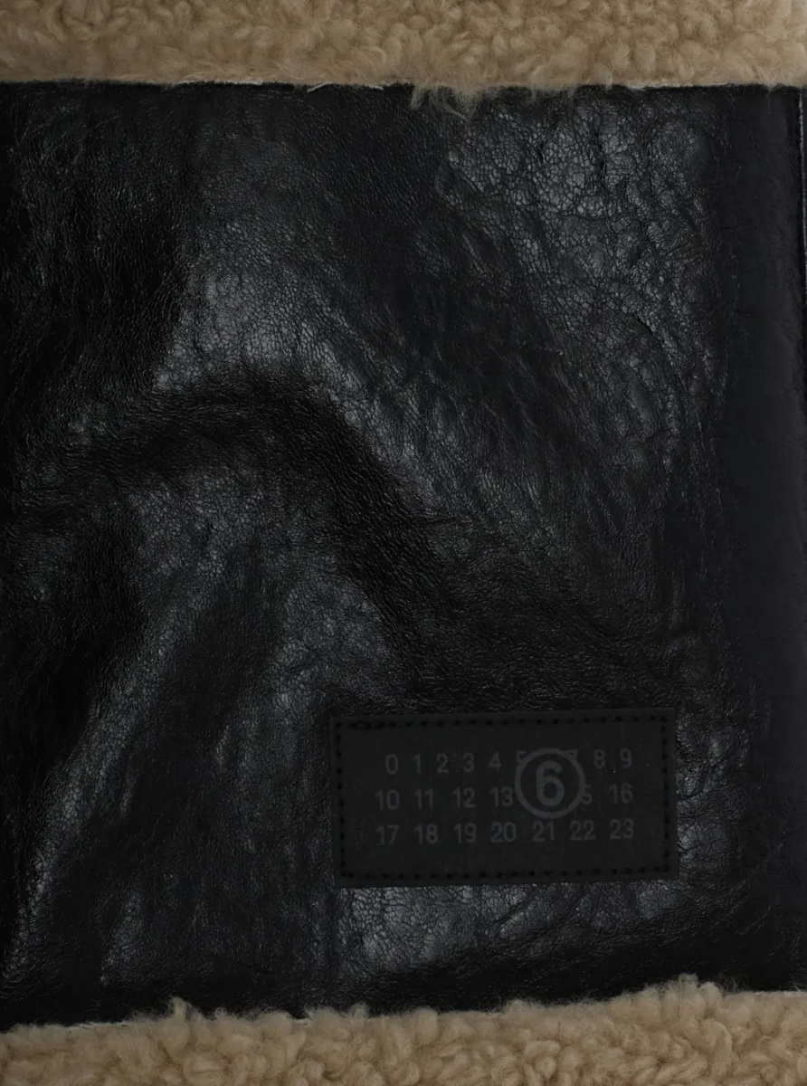 Jacheta Jacket MM6 MAISON MARGIELA KIDS with patch and front closure in Tech Fabric Black Girl - Img 3