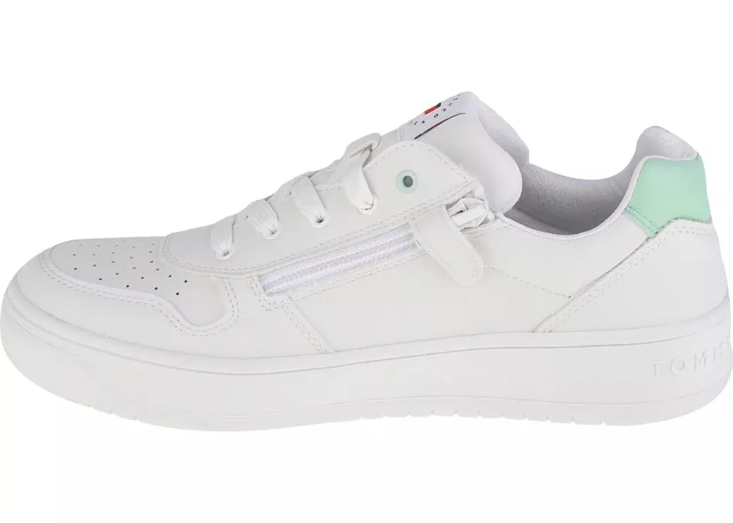 Low Cut Lace-Up Sneaker - Img 2